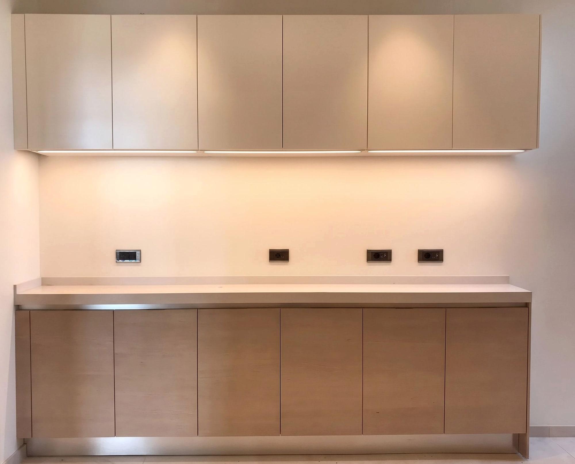 The Oak Kitchen Run — Kitchen